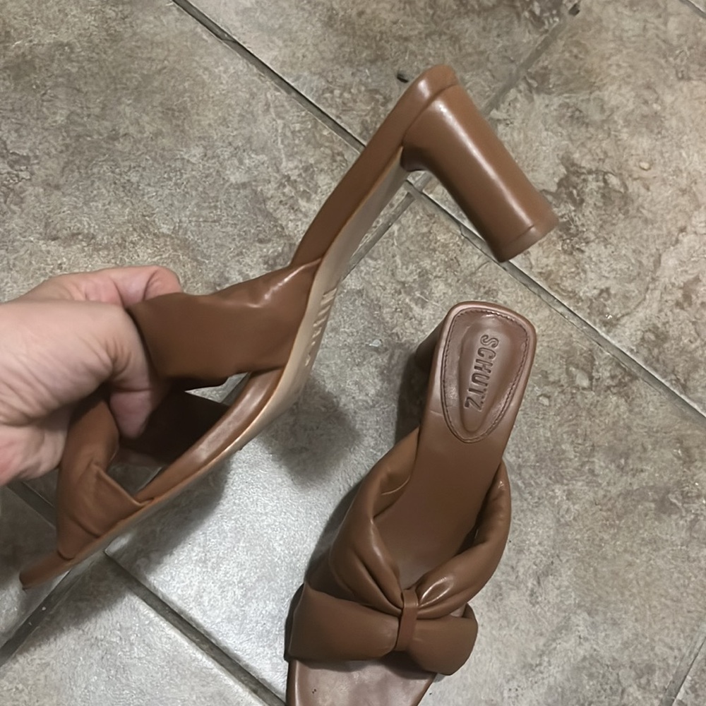 Schutz heels - Picture 2 of 3